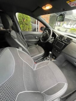 
										RENAULT STEPWAY INTENS AT full									