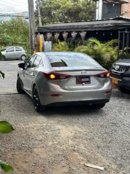 
										MAZDA 3 GRAND TOURING 2.0 AT full									