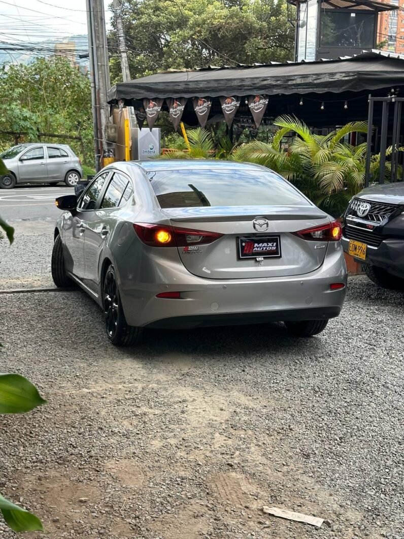 
								MAZDA 3 GRAND TOURING 2.0 AT full									