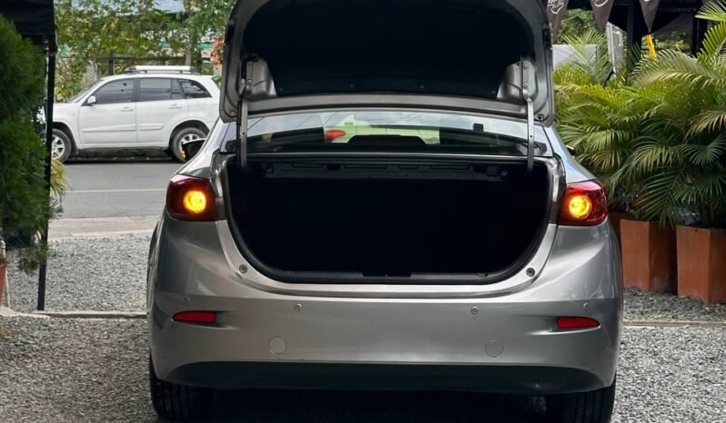 
								MAZDA 3 GRAND TOURING 2.0 AT full									