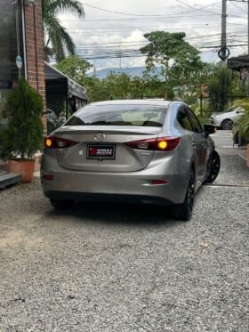 MAZDA 3 GRAND TOURING 2.0 AT