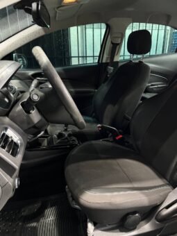 
										CHEVROLET ONIX LT 1.4 MT full									