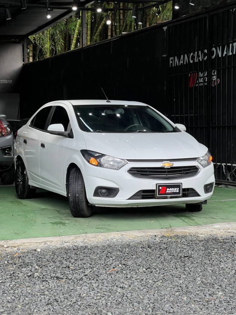 
								CHEVROLET ONIX LT 1.4 MT full									