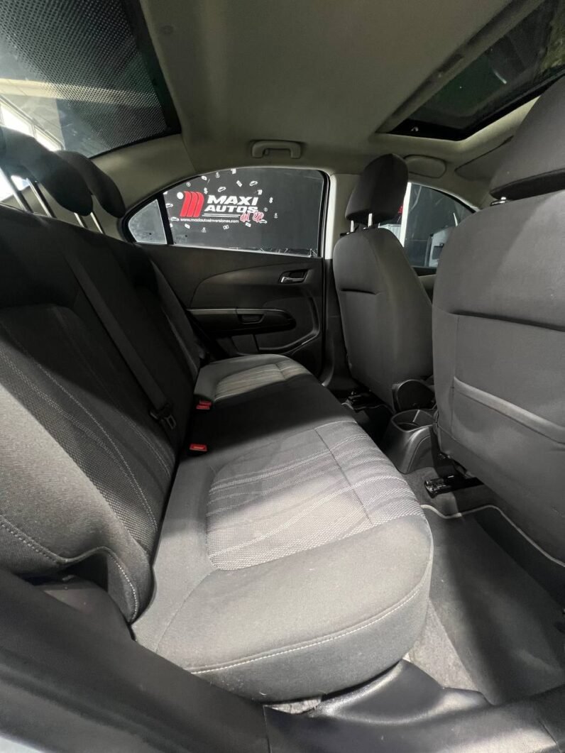 
								CHEVROLET SONIC LT SEDAN 1.6 MT full									