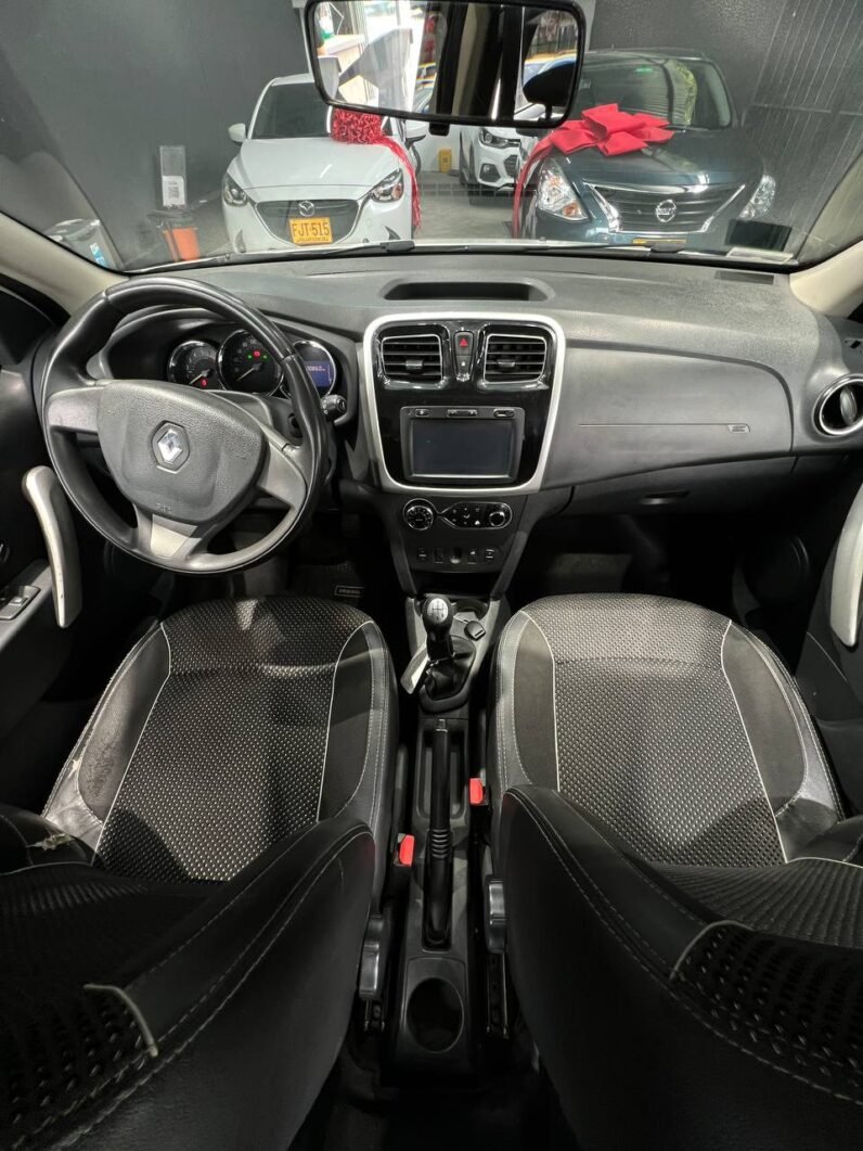 
								RENAULT STEPWAY DYNAMIQUE MT 1.6 full									