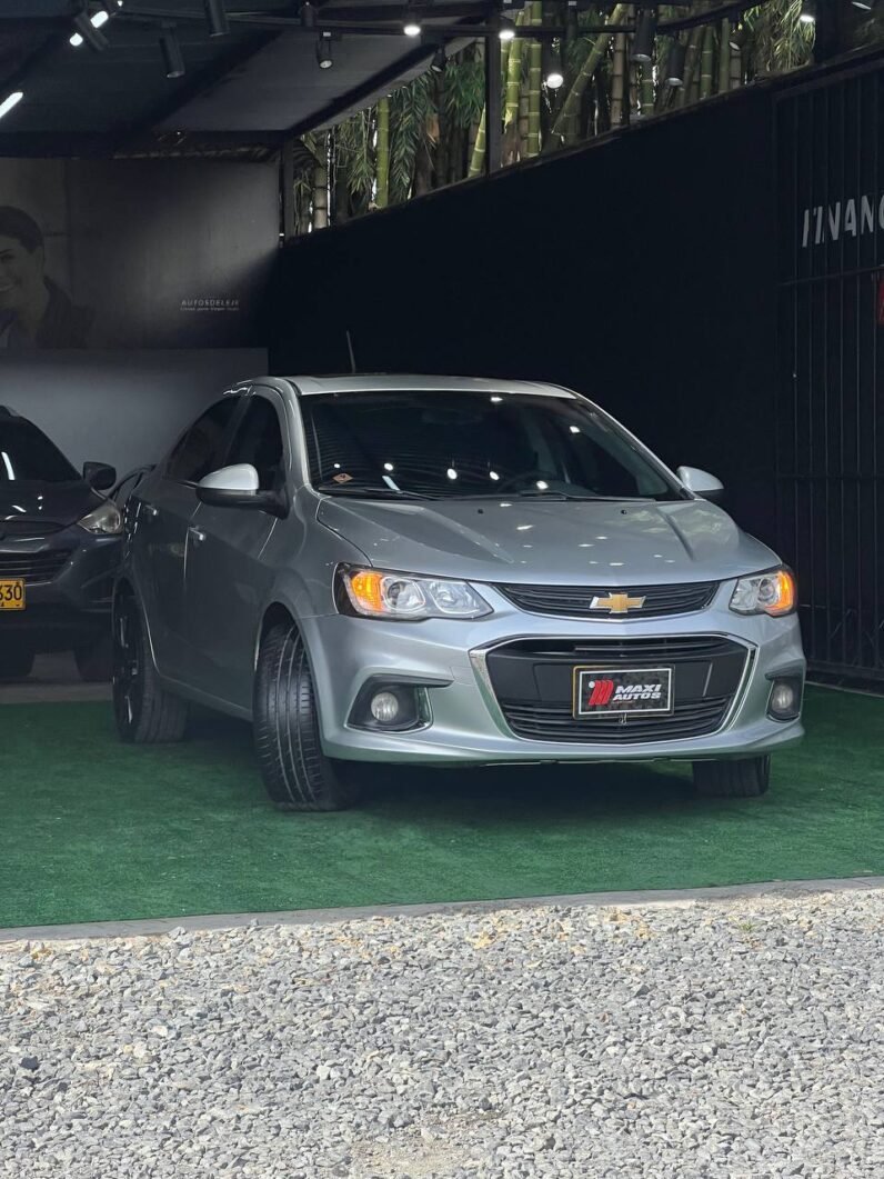 
								CHEVROLET SONIC LT SEDAN 1.6 MT full									