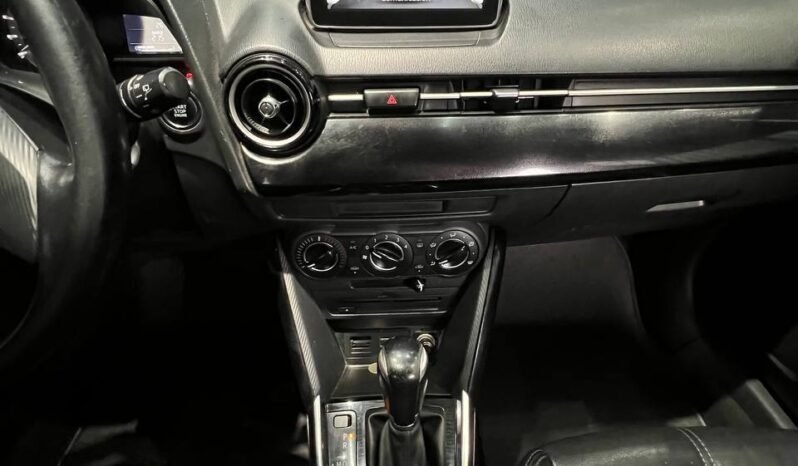 
								MAZDA 2 TOURING AT 1.5 HB full									