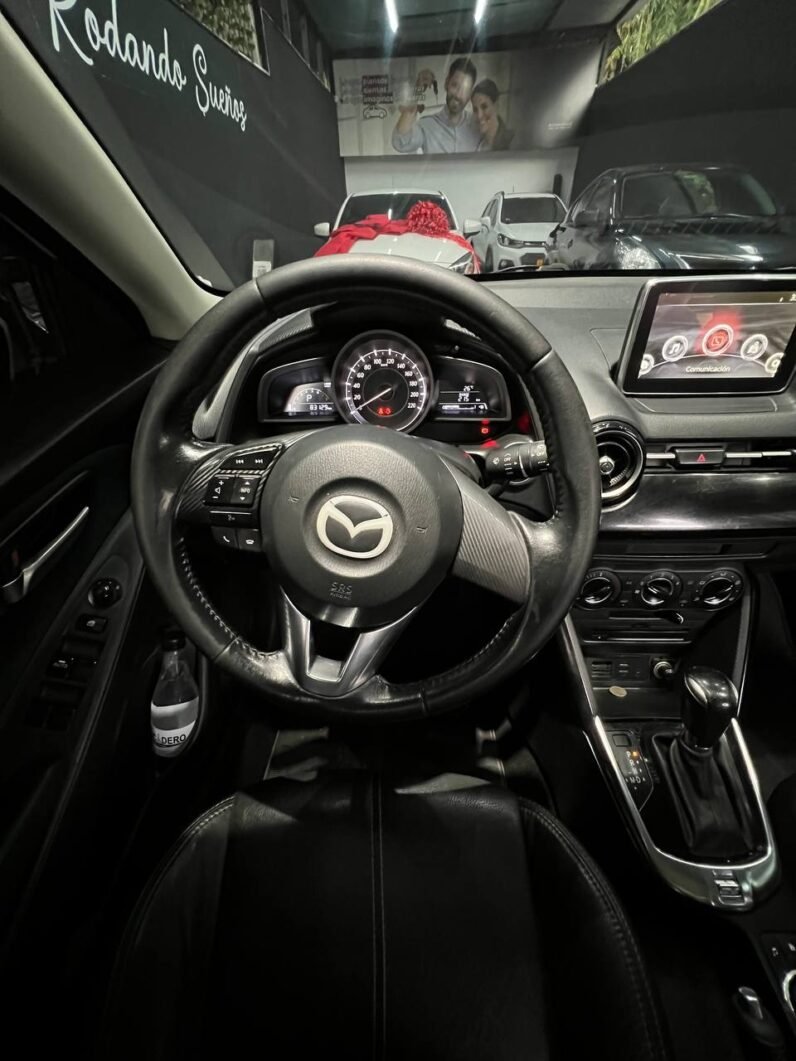 
								MAZDA 2 TOURING AT 1.5 HB full									