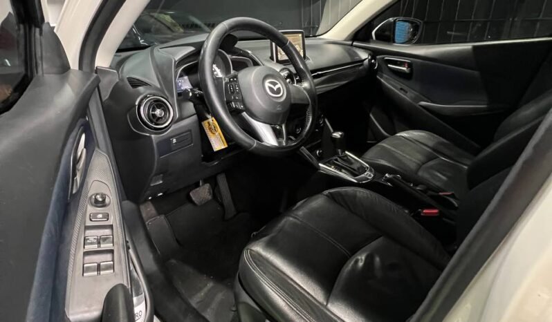 
								MAZDA 2 TOURING AT 1.5 HB full									