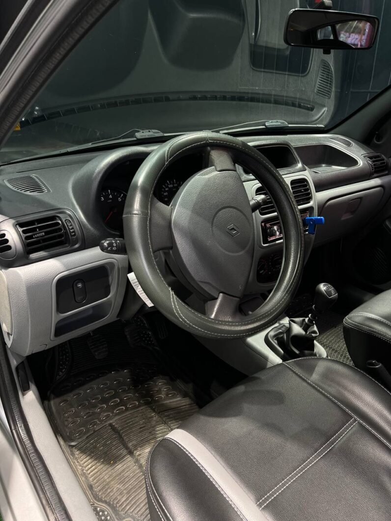 
								RENAULT CLIO STYLE full									