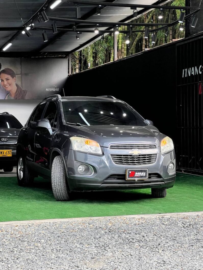 
								CHEVROLET TRACKER LT AT 1.8 full									