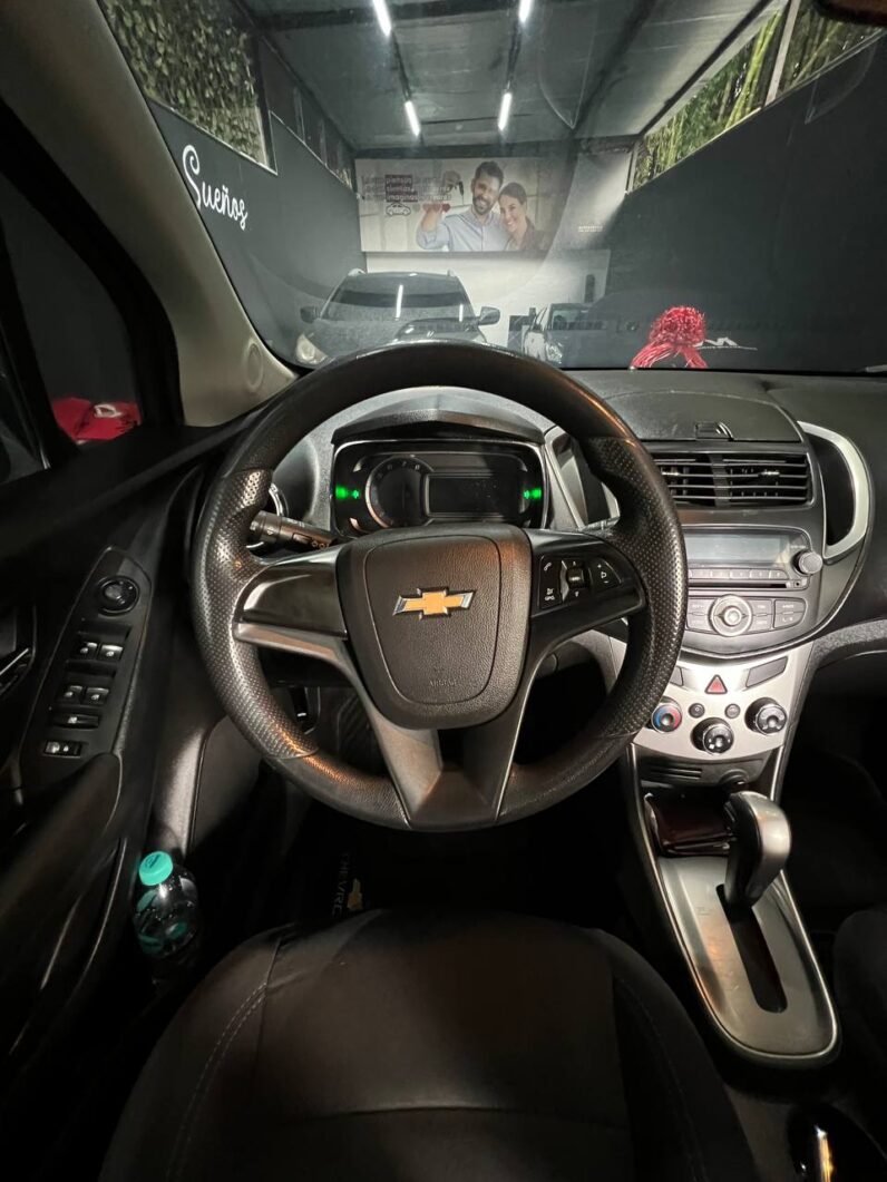 
								CHEVROLET TRACKER LT AT 1.8 full									