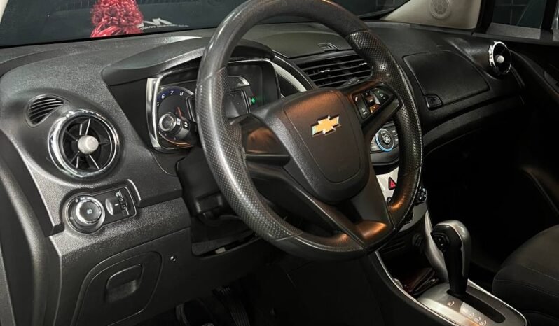
								CHEVROLET TRACKER LT AT 1.8 full									