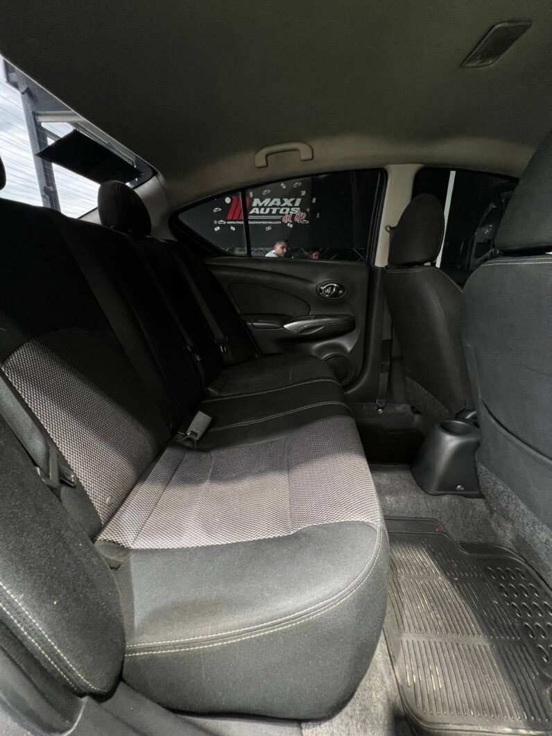
								NISSAN VERSA ADVANCE MT 1.6 SD full									