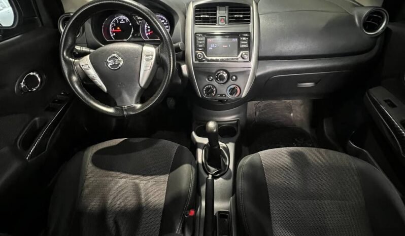 
								NISSAN VERSA ADVANCE MT 1.6 SD full									