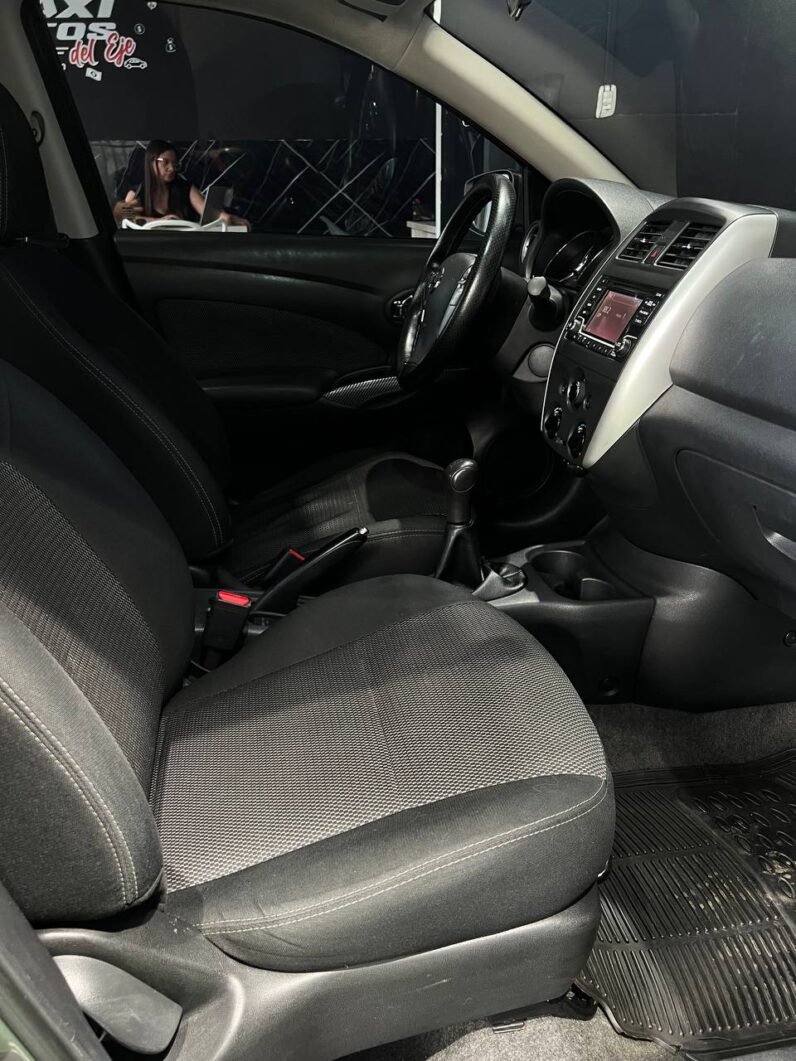 
								NISSAN VERSA ADVANCE MT 1.6 SD full									