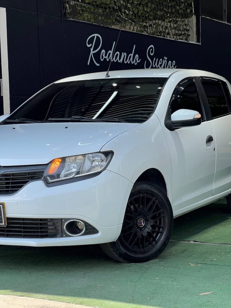 
								RENAULT SANDERO DYNAMIQUE MT 1.6 full									