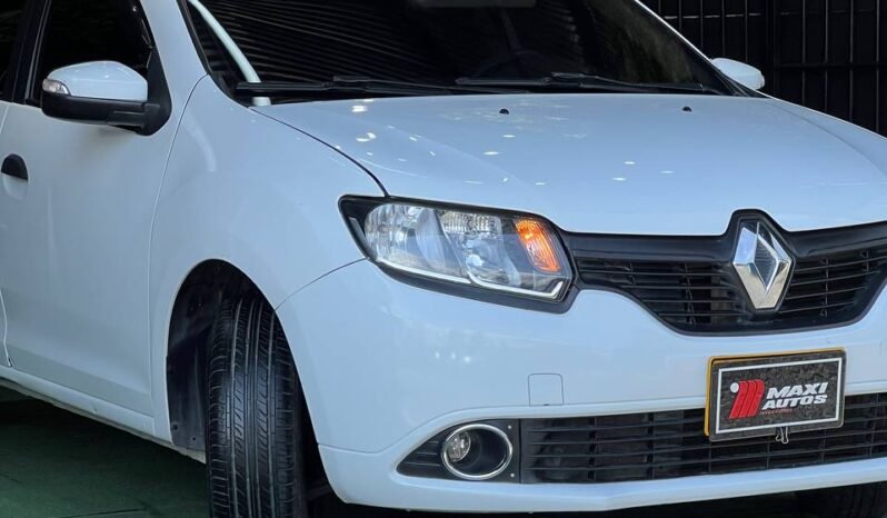 
								RENAULT SANDERO DYNAMIQUE MT 1.6 full									