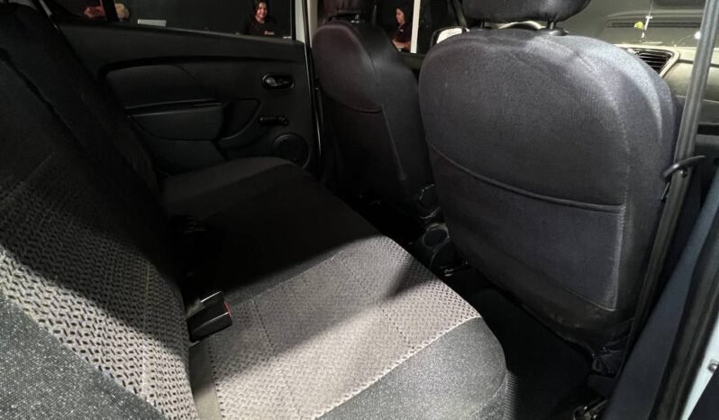 
								RENAULT SANDERO DYNAMIQUE MT 1.6 full									