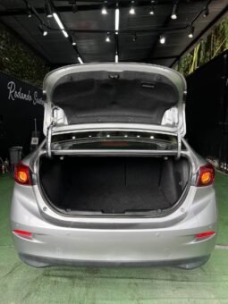 
										MAZDA 3 GRAND TOURING 2.0 AT full									