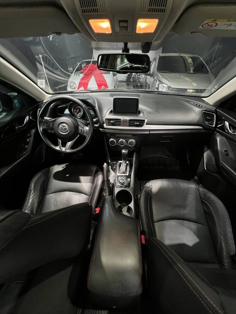 
								MAZDA 3 GRAND TOURING 2.0 AT full									