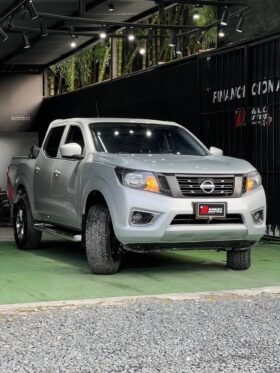 NISSAN FRONTIER NP300 2.5 MT GASOLINA 4X2