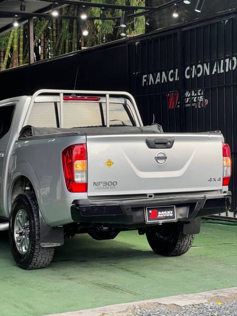 
								NISSAN FRONTIER NP300 2.5 MT GASOLINA 4X2 full									