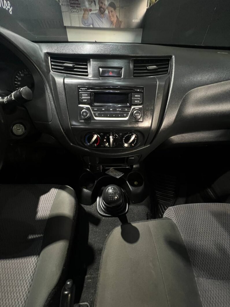 
								NISSAN FRONTIER NP300 2.5 MT GASOLINA 4X2 full									