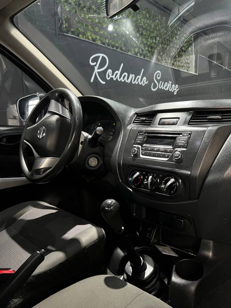 
								NISSAN FRONTIER NP300 2.5 MT GASOLINA 4X2 full									