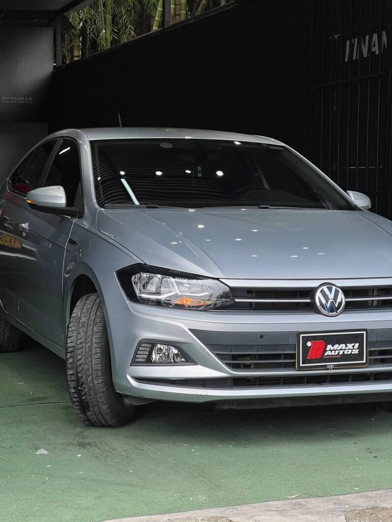 
								VOLKSWAGEN VIRTUS COMFORTLINE 1.6 AUT full									