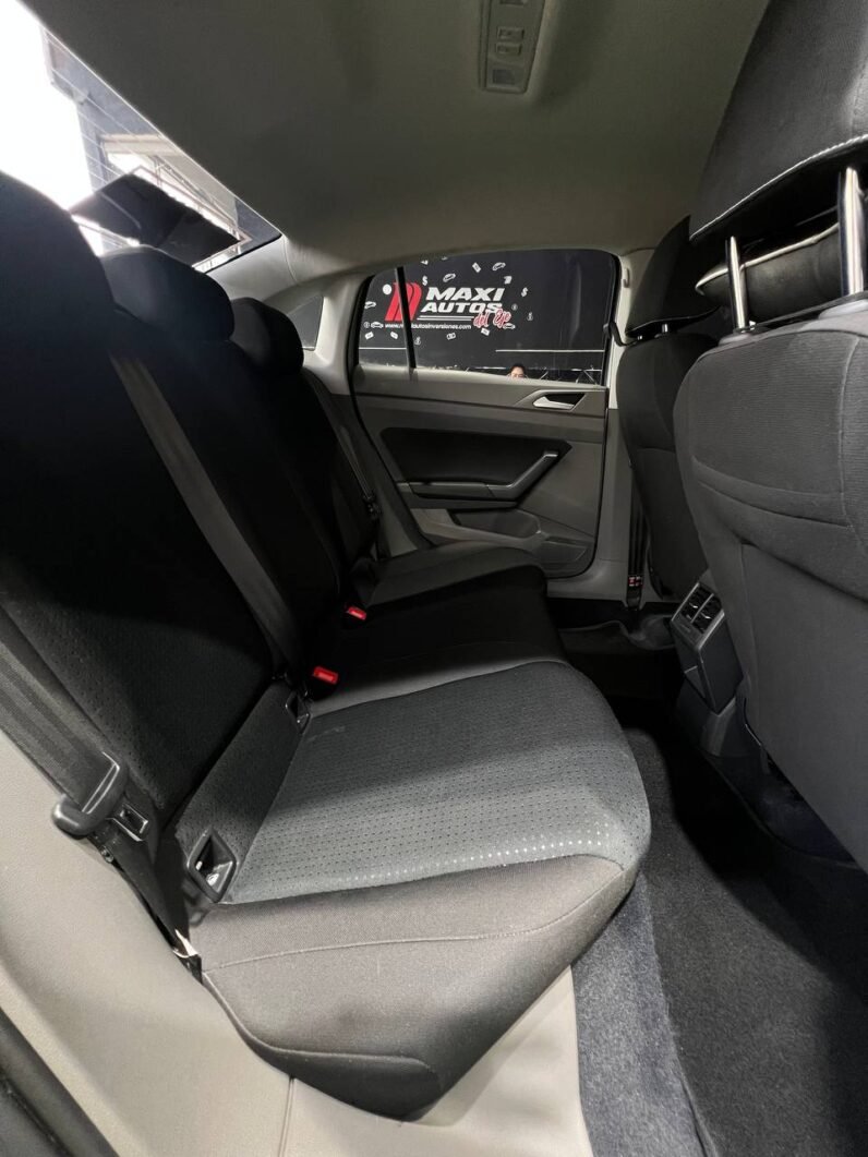
								VOLKSWAGEN VIRTUS COMFORTLINE 1.6 AUT full									
