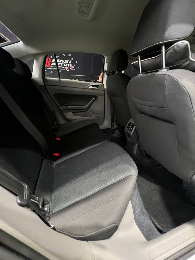 
								VOLKSWAGEN VIRTUS COMFORTLINE 1.6 AUT full									