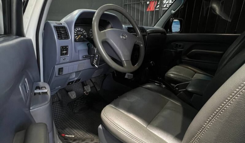 
								TOYOTA PRADO SUMO 2.7 MT 4X4 full									