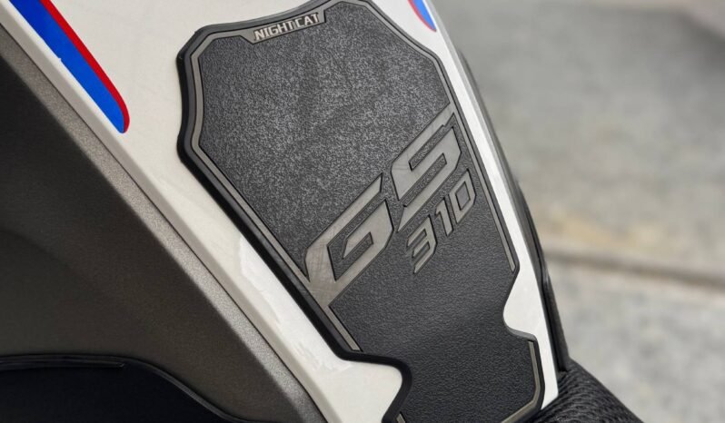 
								BMW G310GS full									
