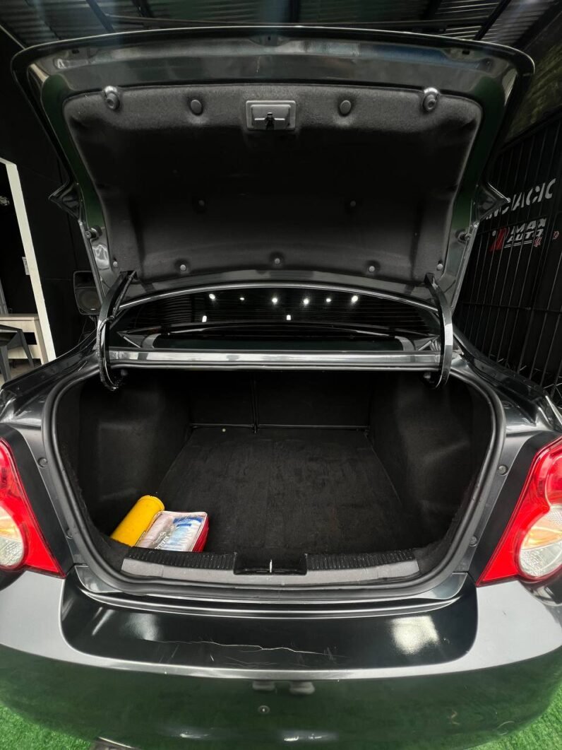 
								CHEVROLET SONIC LT SEDAN 1.6 MT full									