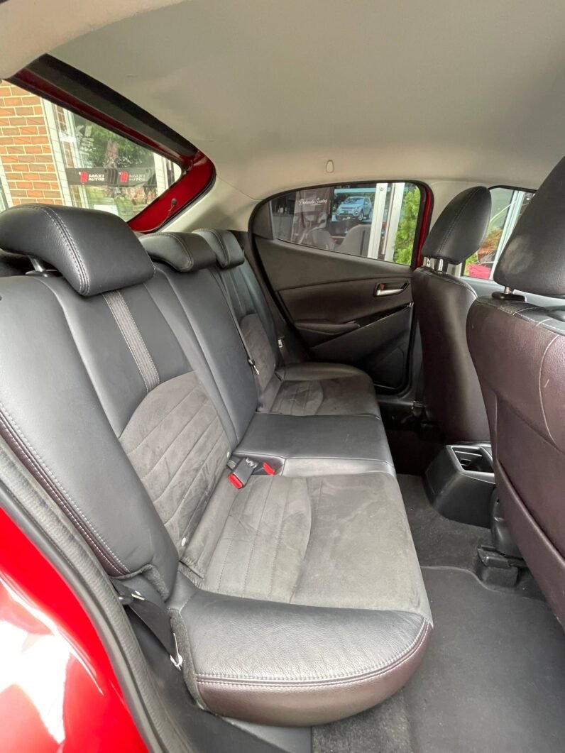 
								MAZDA 2 GRAND TOURING LX 1.5 AT full									