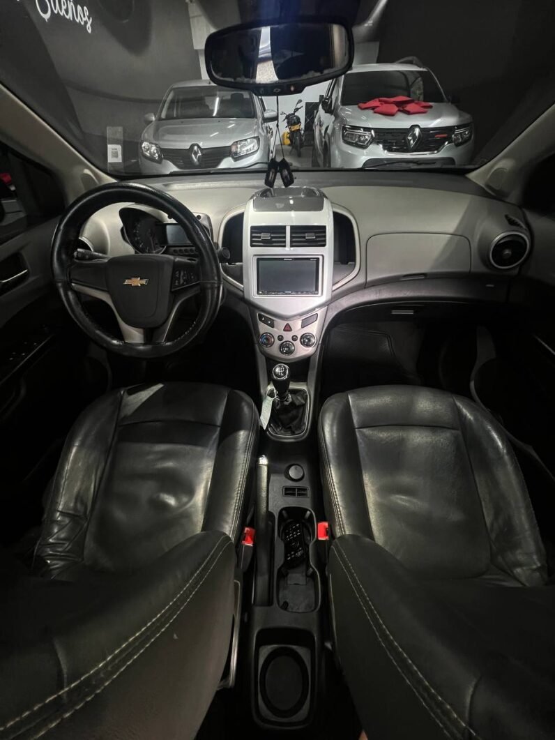 
								CHEVROLET SONIC LT SEDAN 1.6 MT full									