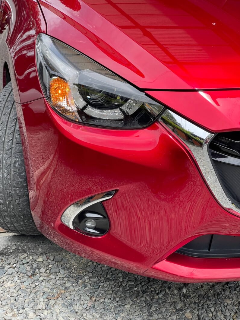 
								MAZDA 2 GRAND TOURING LX 1.5 AT full									