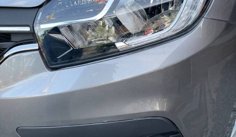 
								RENAULT SANDERO LIFE+ 1.6 MT HB full									