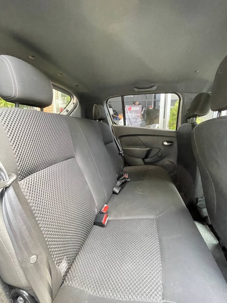 
								RENAULT SANDERO LIFE+ 1.6 MT HB full									