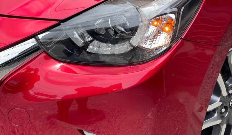 
								MAZDA 2 GRAND TOURING LX 1.5 AT full									