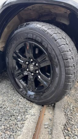 
										TOYOTA FORTUNER SR 2.7 AT 4X2 GASOLINA full									