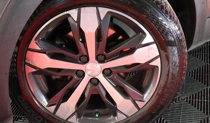 
								PEUGEOT 3008 GT LINE 1.6 AT full									