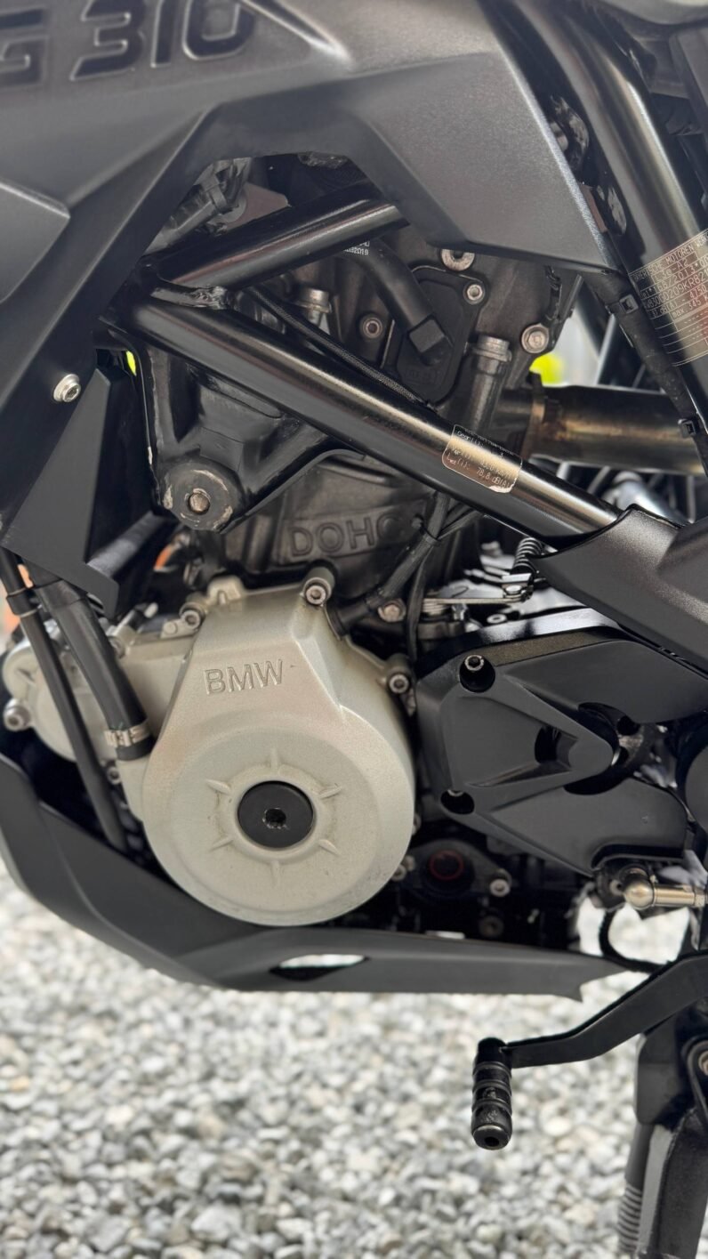 
								BMW G310GS full									