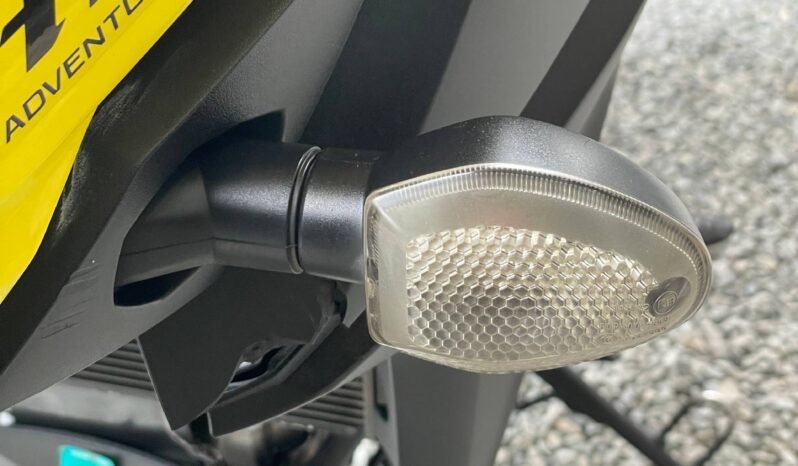 
								SUZUKI DL650 full									