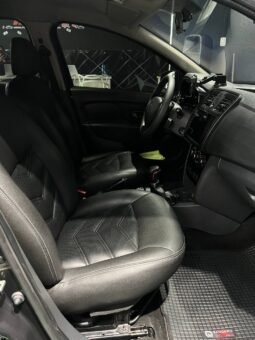 
										RENAULT SANDERO EXPRESSION 1.6 MT full									