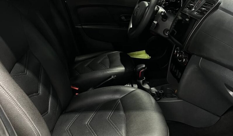
								RENAULT SANDERO EXPRESSION 1.6 MT full									