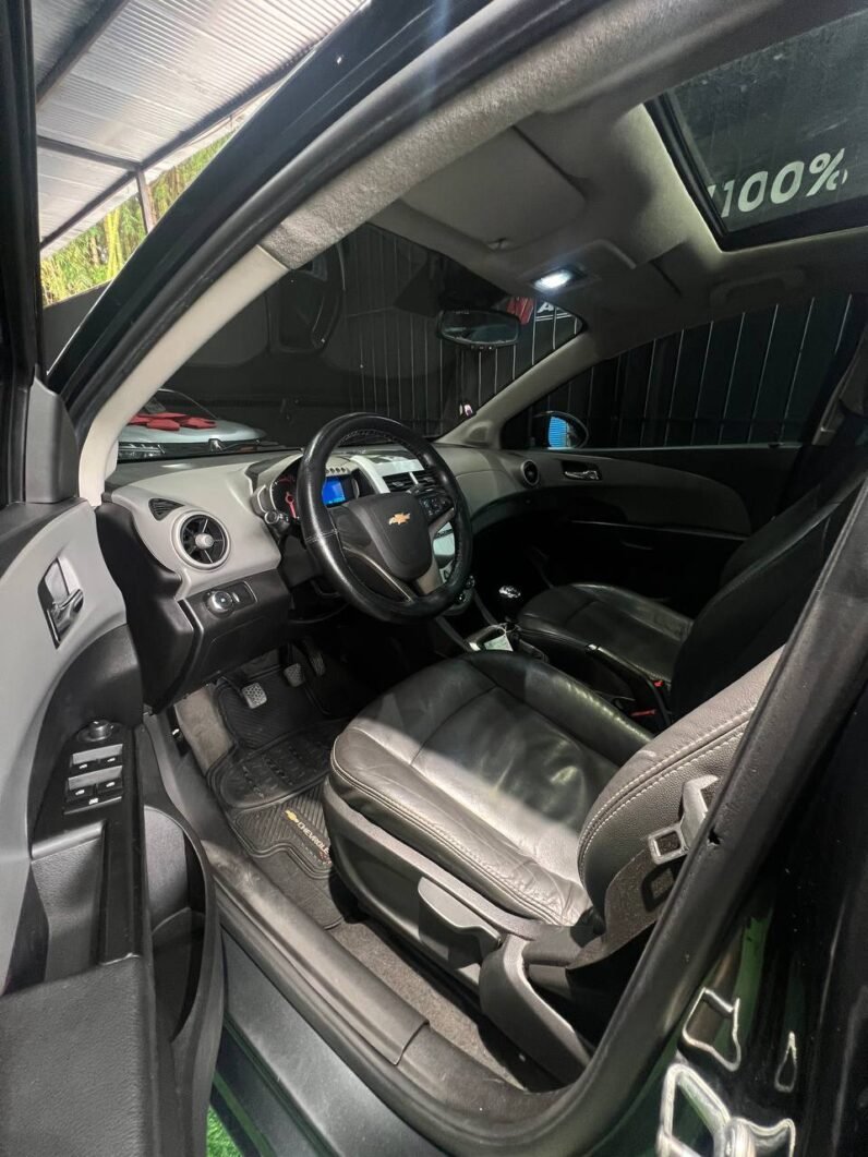 
								CHEVROLET SONIC LT SEDAN 1.6 MT full									