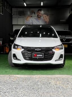 CHEVROLET ONIX RS MT HB