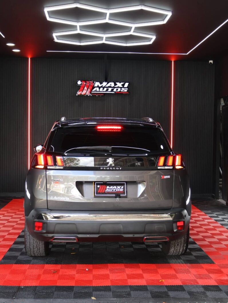 
								PEUGEOT 3008 GT LINE 1.6 AT full									